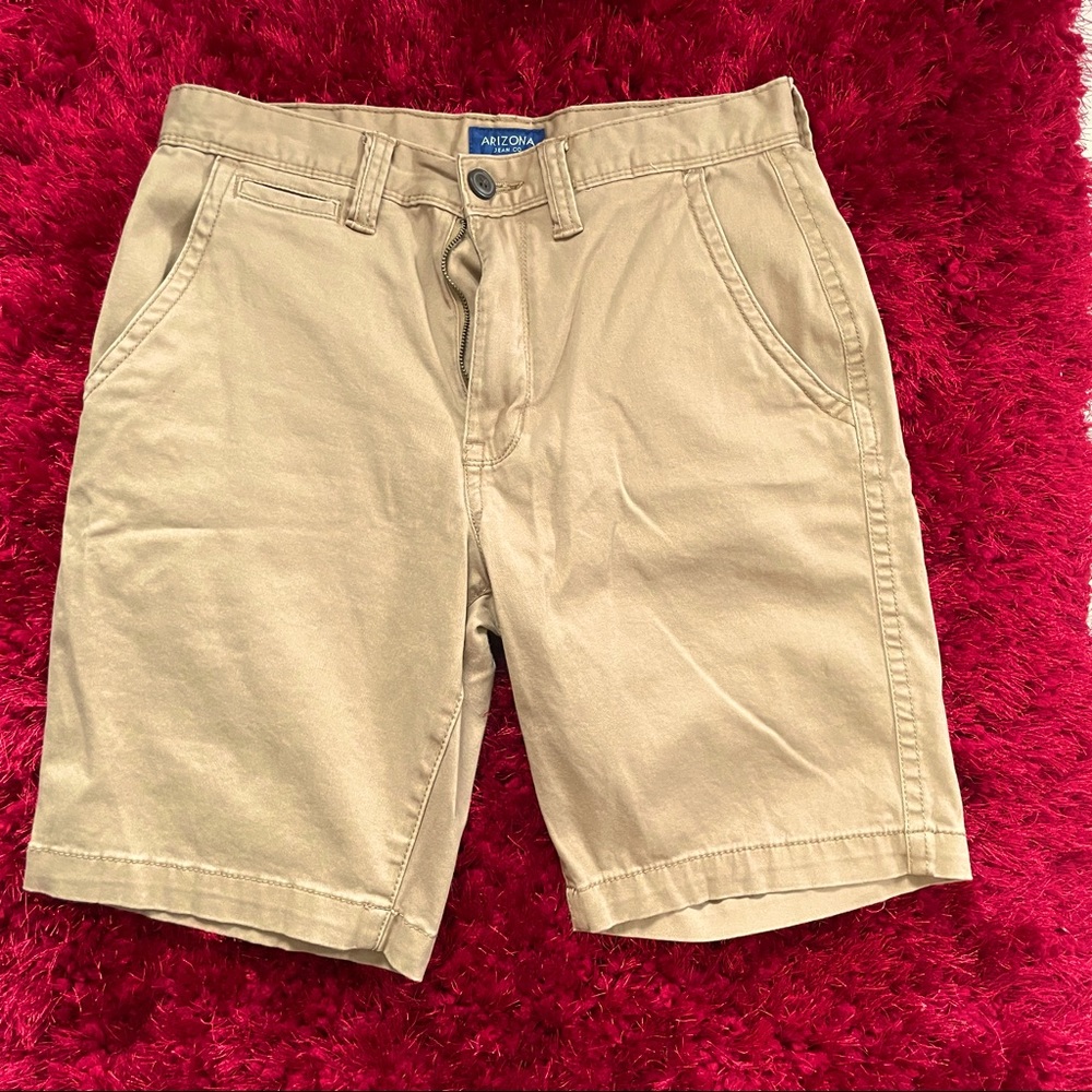 Khaki Bermuda shorts